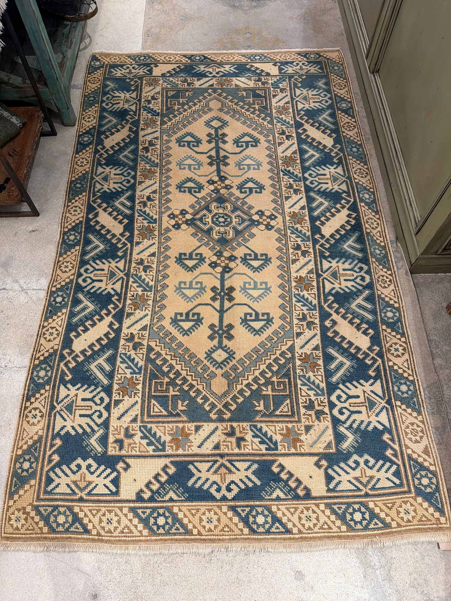 #7 Vtg Turkish Runner 3'9"x6'5"
