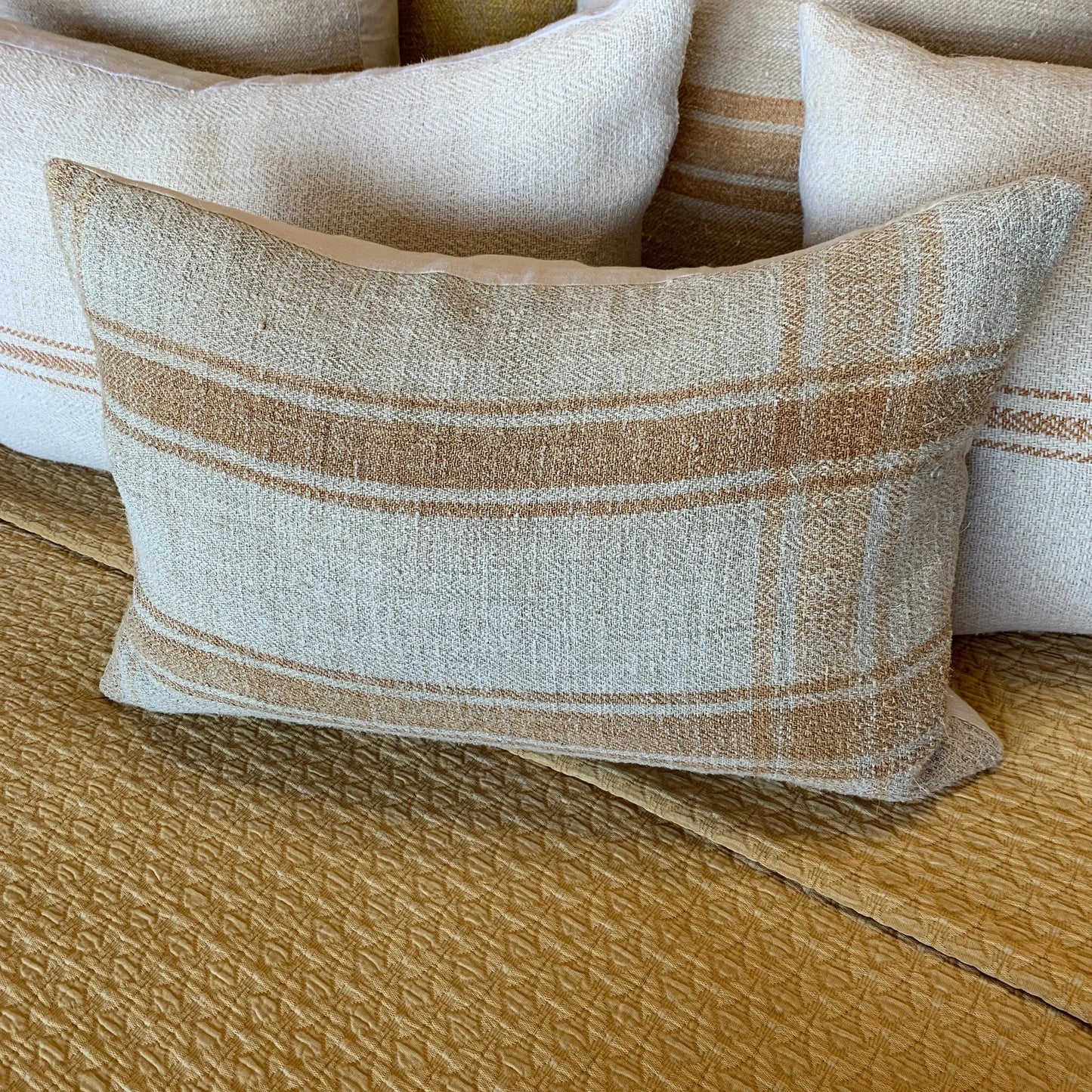 CARAMEL GRAINSACK - Blue Springs Home