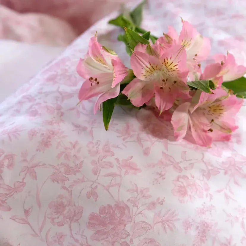 Harlot Toile - Simple Hem Duvet Cover Q