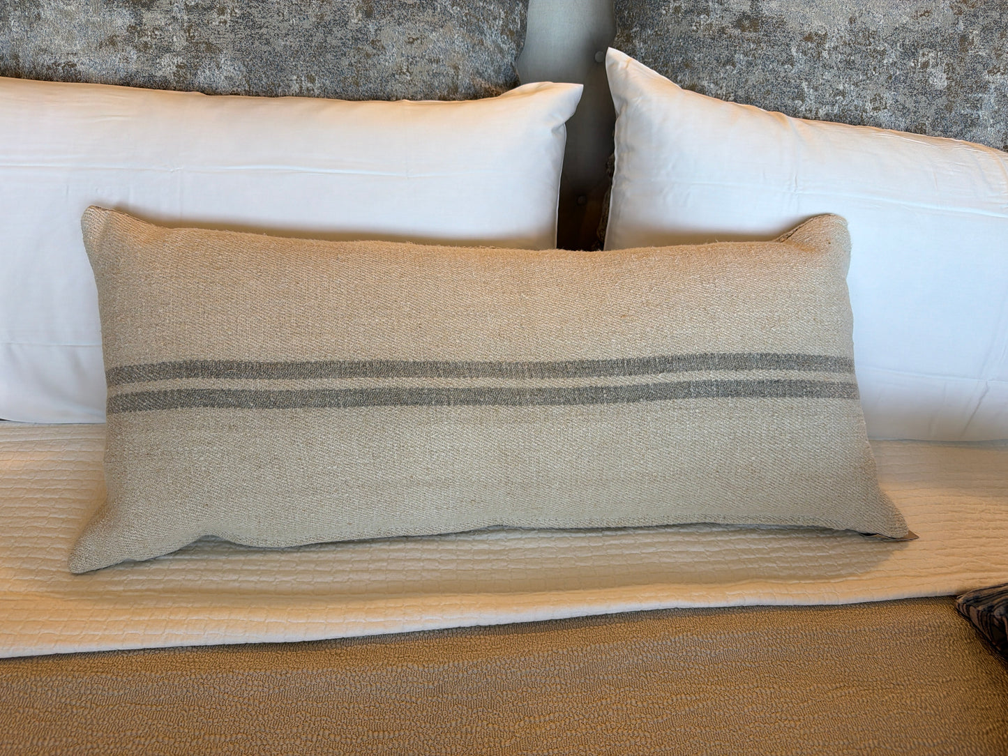 ANT grainsack pillow lumbar grey stripe