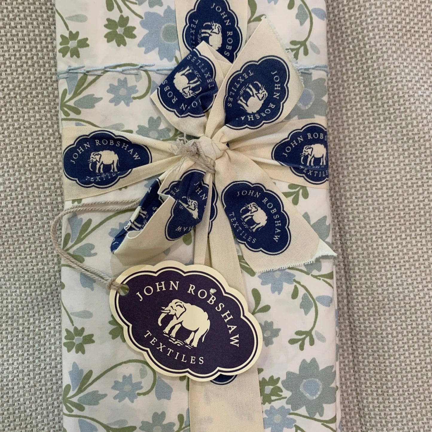 Mihana Pillowcase Pair 400TC - Blue Springs Home