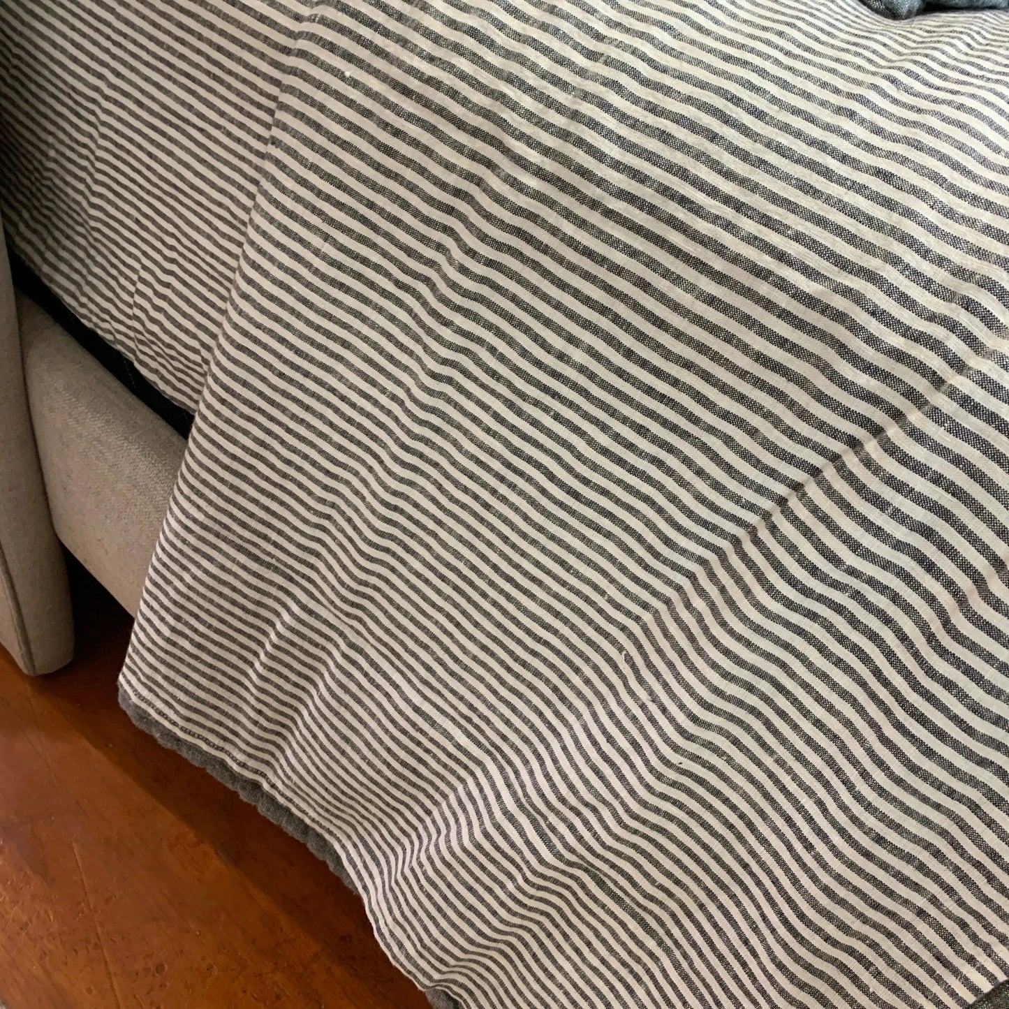 B&W Linen Sheet Set EK