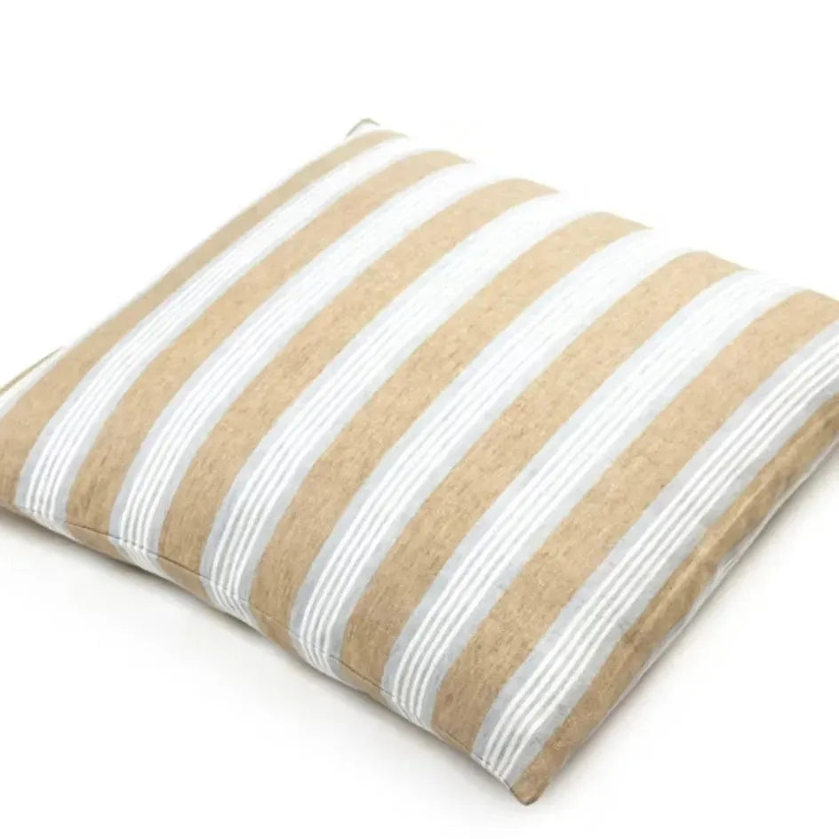 Maora Sham St - Blue Springs Home
