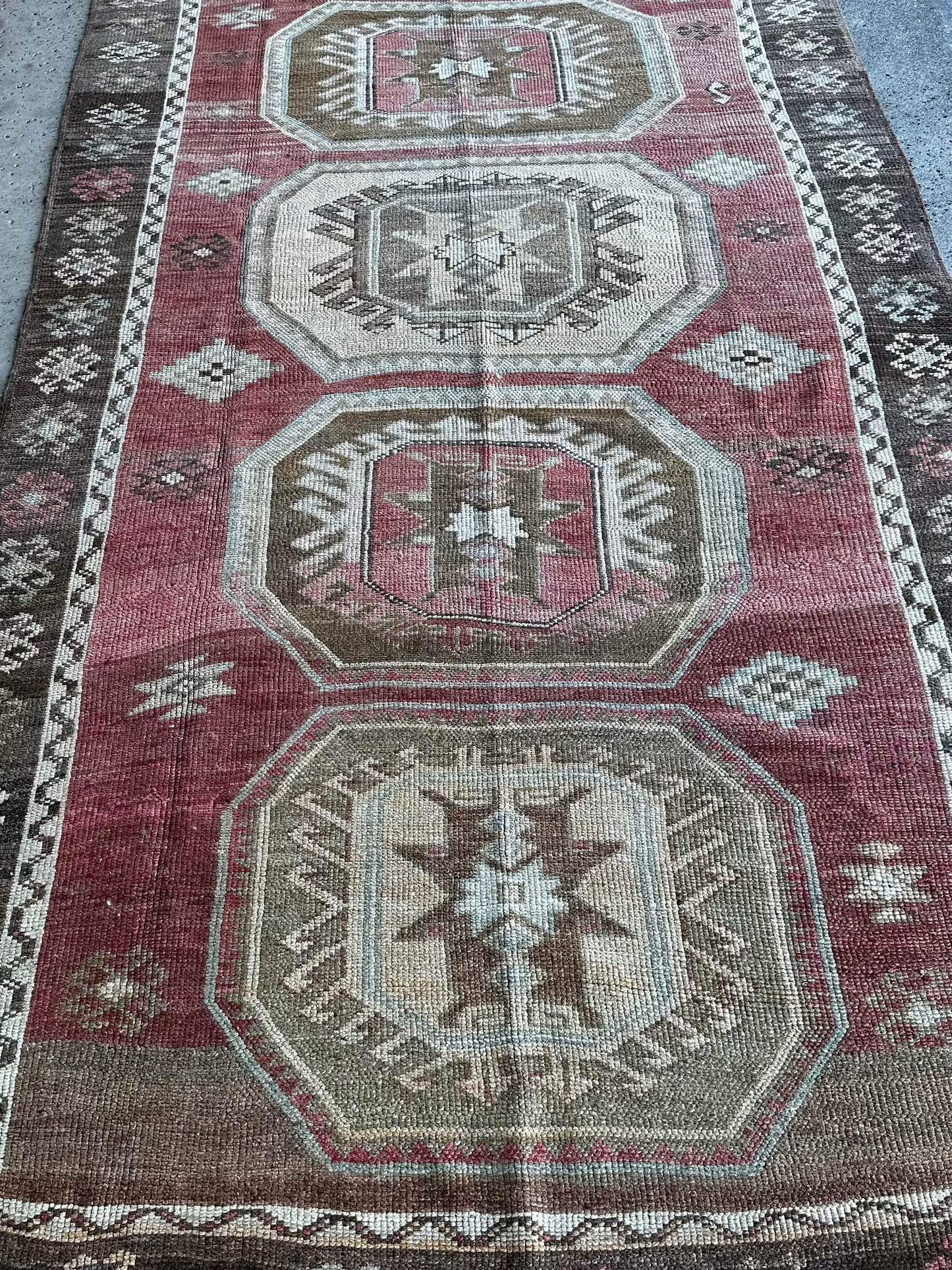 Vintage Anatolian Rug 6'12'4" M655