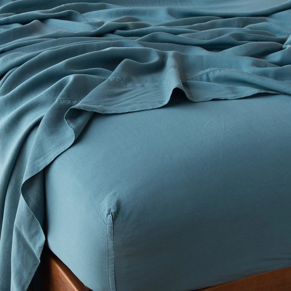 Madera Luxe Fitted Sheet