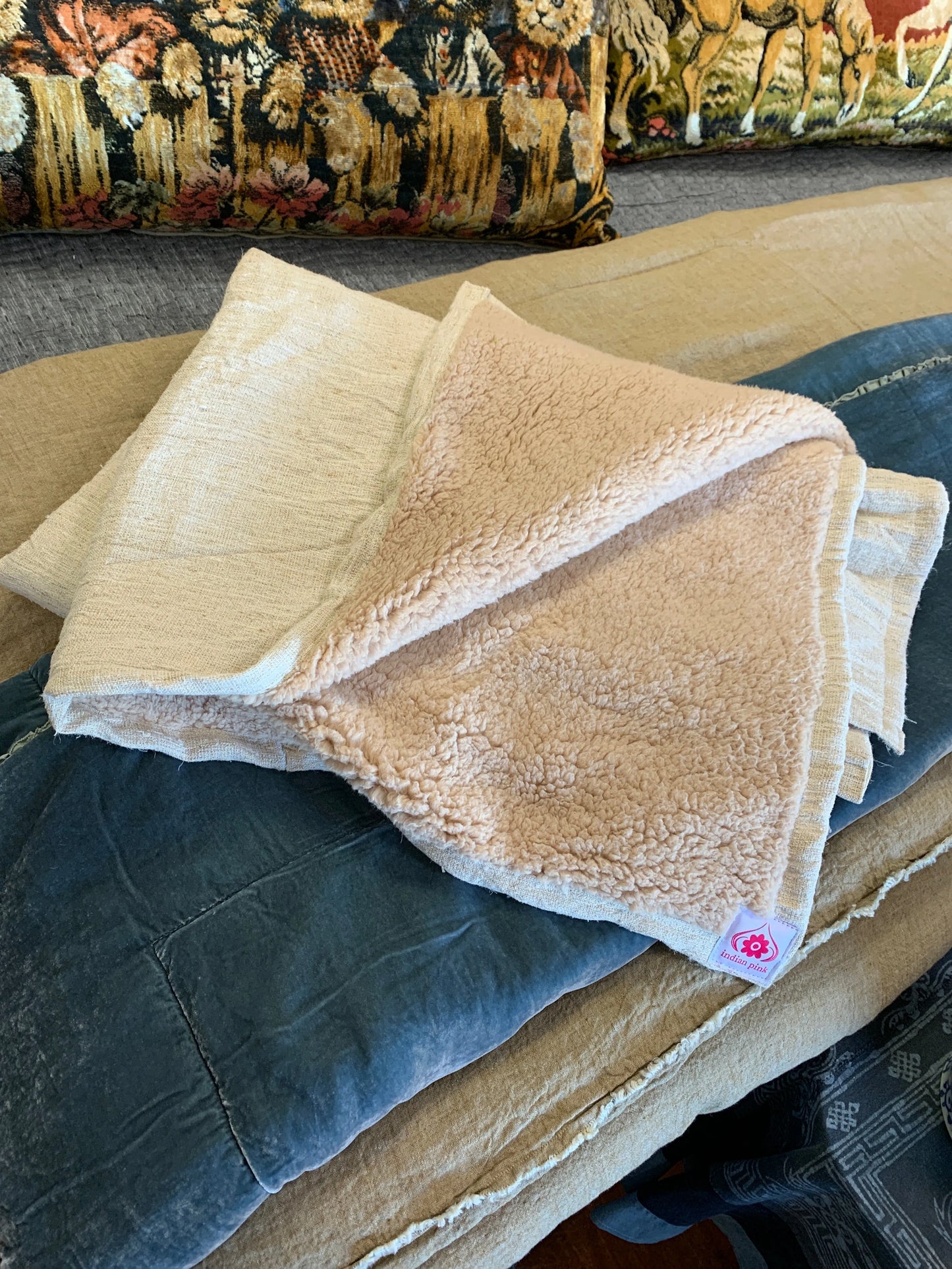 Vintage Linen Throws Fleece Backing