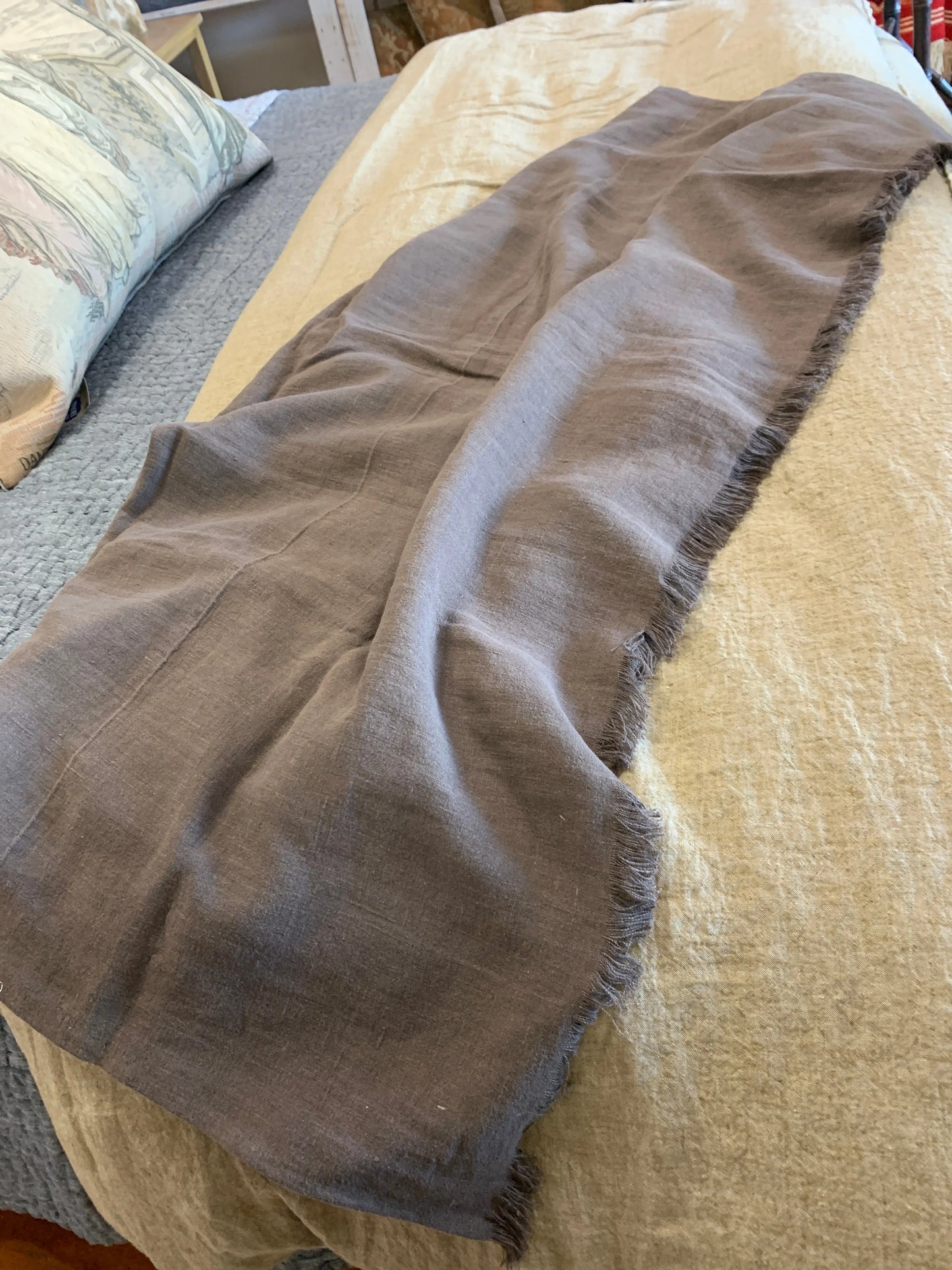 SUMMER/CANVAS LINEN THROW - Blue Springs Home