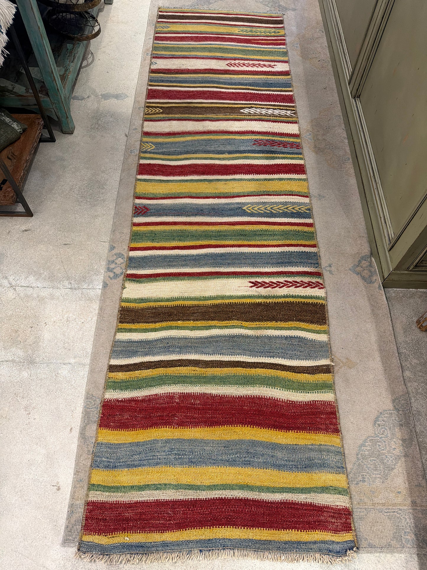 #8 Vtg Kilm Runner 2'3"x8'"
