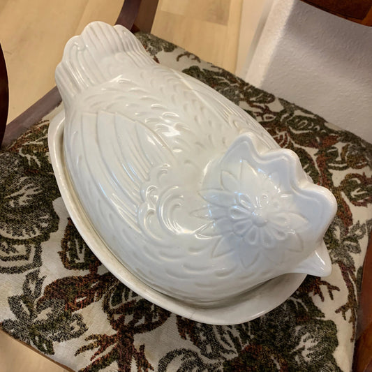 Mid Century CA Pottery Hen on Nest Baking Dish