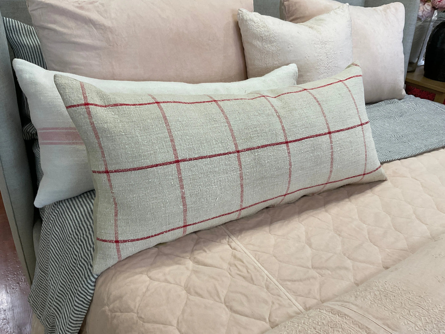 Cream Red Large Plaid Grainsack 19x36