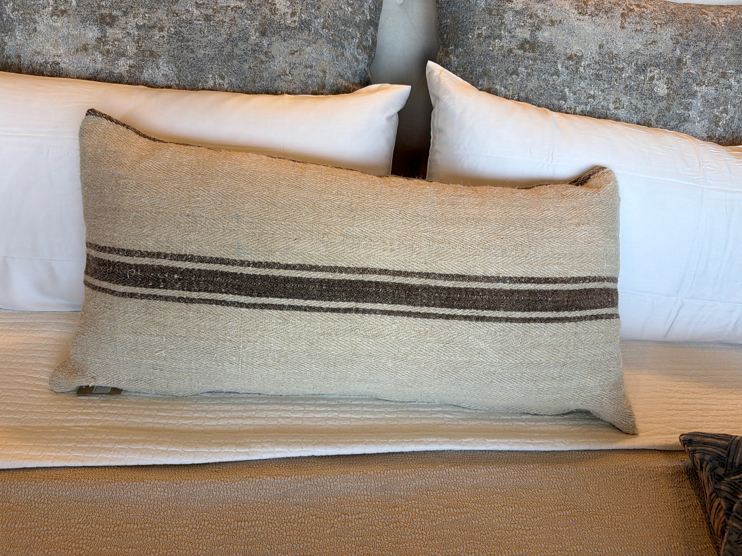 ANT grainsack pillow lumbar brown stripe