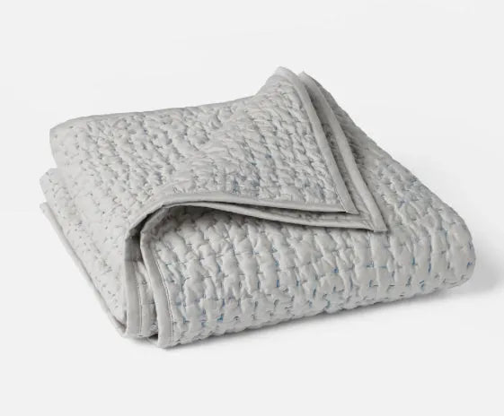 Pebbled Handstitched Toddler Quilt