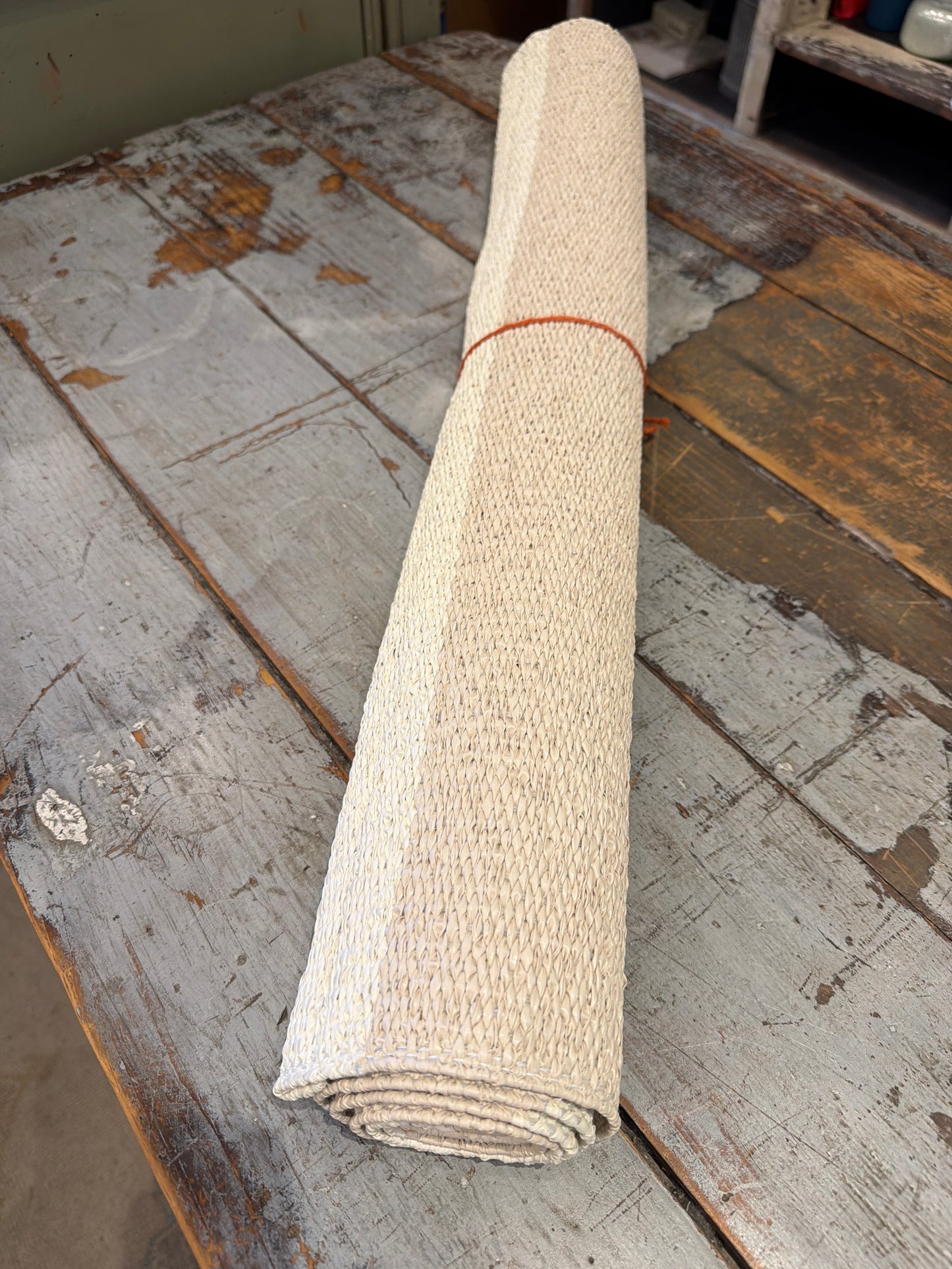 LINA 4" STRIPE RUG 48"