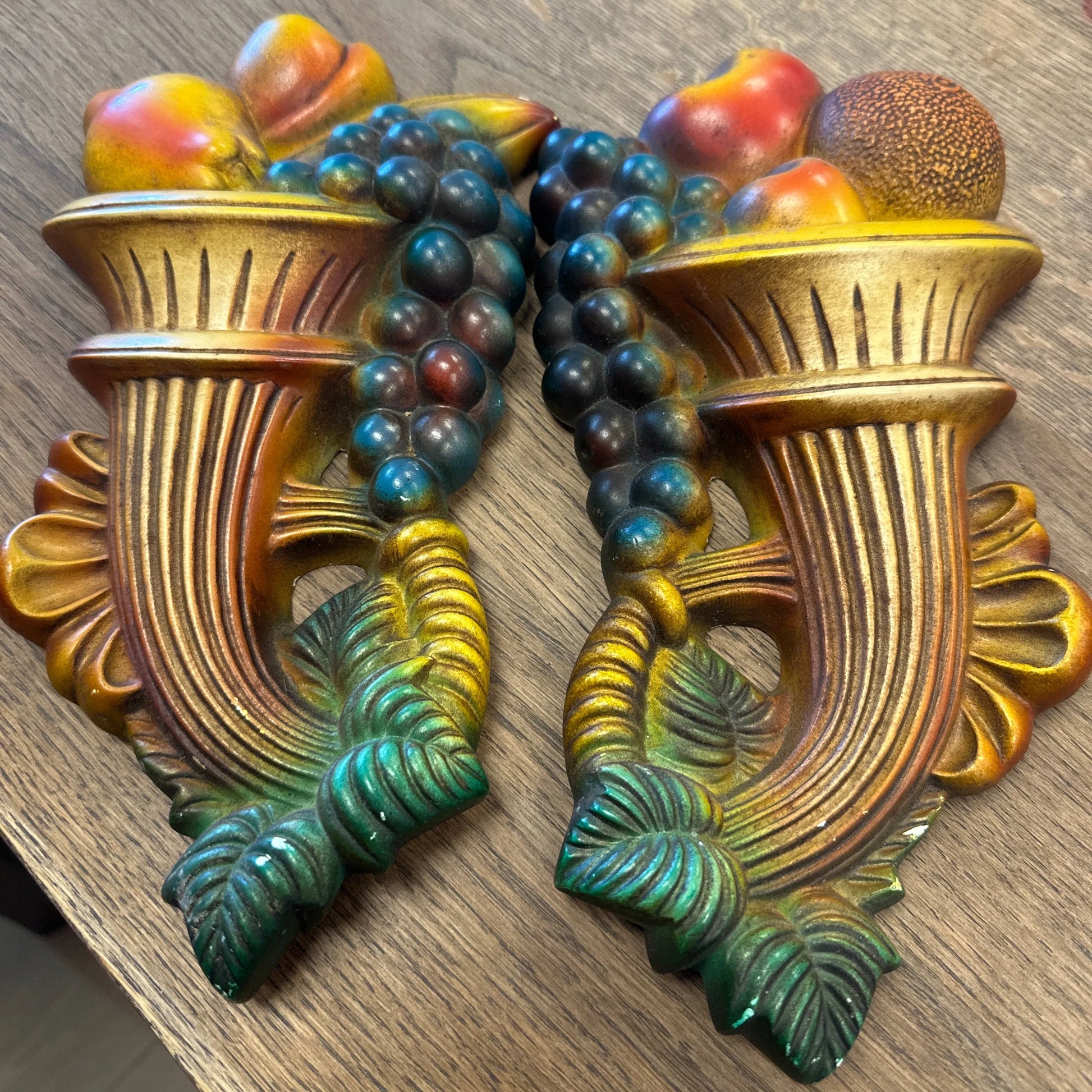 Pair of chalkware cornucopias miller studios - Blue Springs Home
