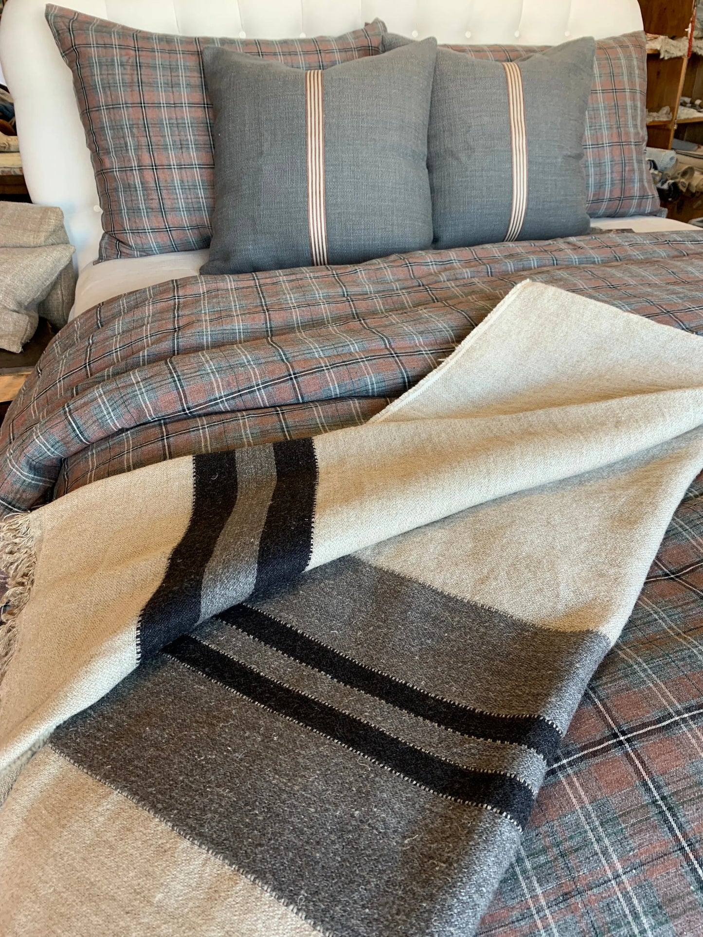 Black House Stripe Throw Blanket
