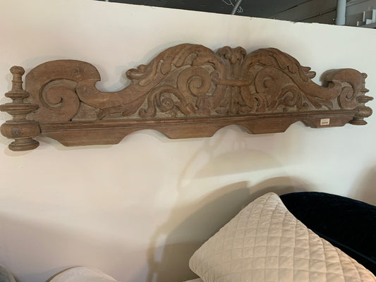 C. 1700 FRENCH CARVED WOOD