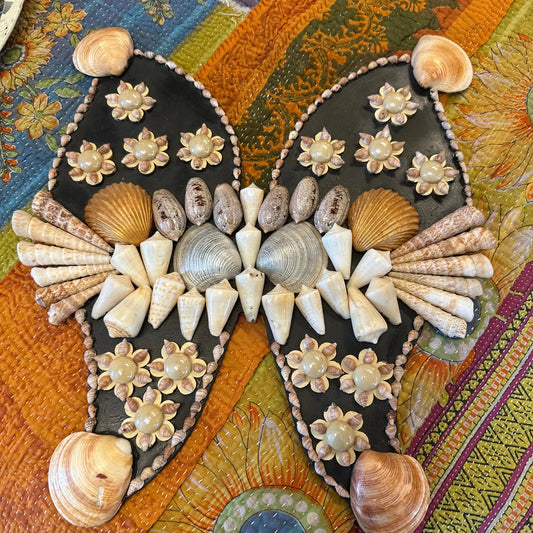 Vtg shell art butterfly - Blue Springs Home