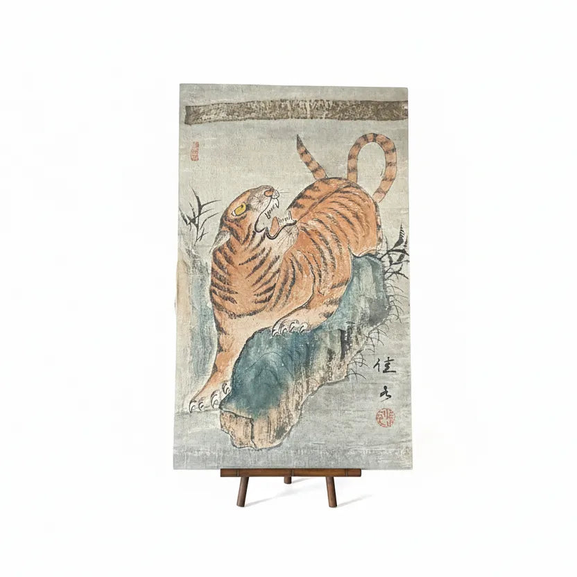 Vintage Japanese Tiger painting on Silk w/easel