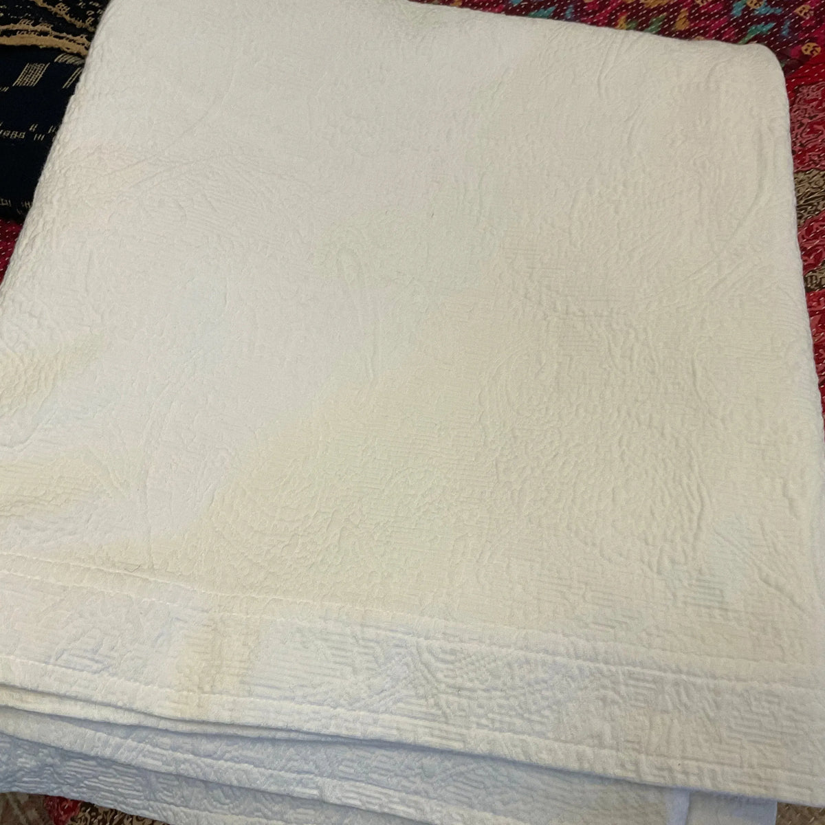 King White Matalese Coverlet - Blue Springs Home