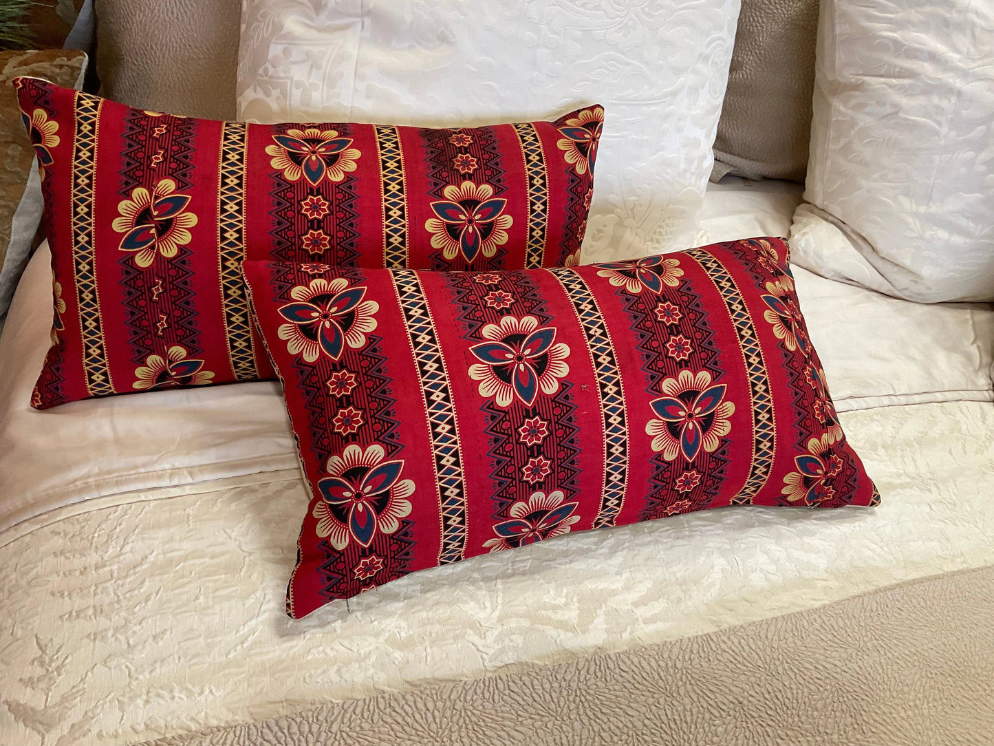 Vintage Red Floral Print 12x22