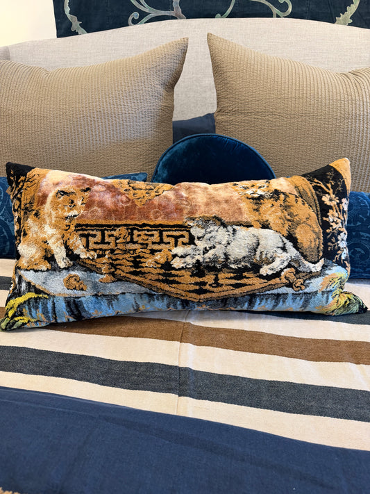 Vintage Tapestry Pillow Cats Playing Chess - Blue Springs Home