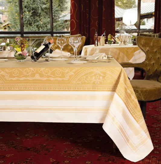 Galerie Royale Reflects D Or Tablecloth 69x100