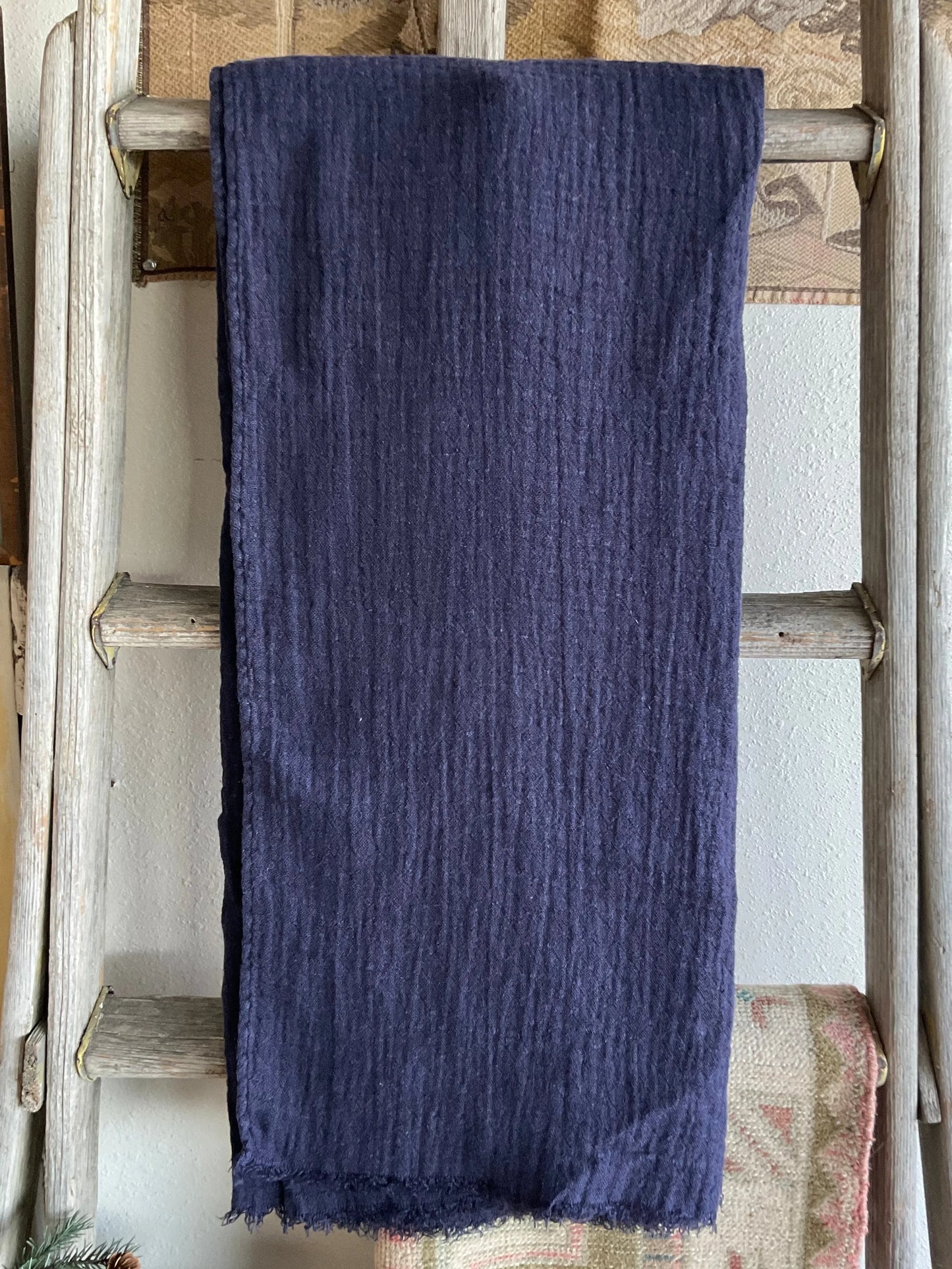 Crushed Linen Tasselled Throw Blanket