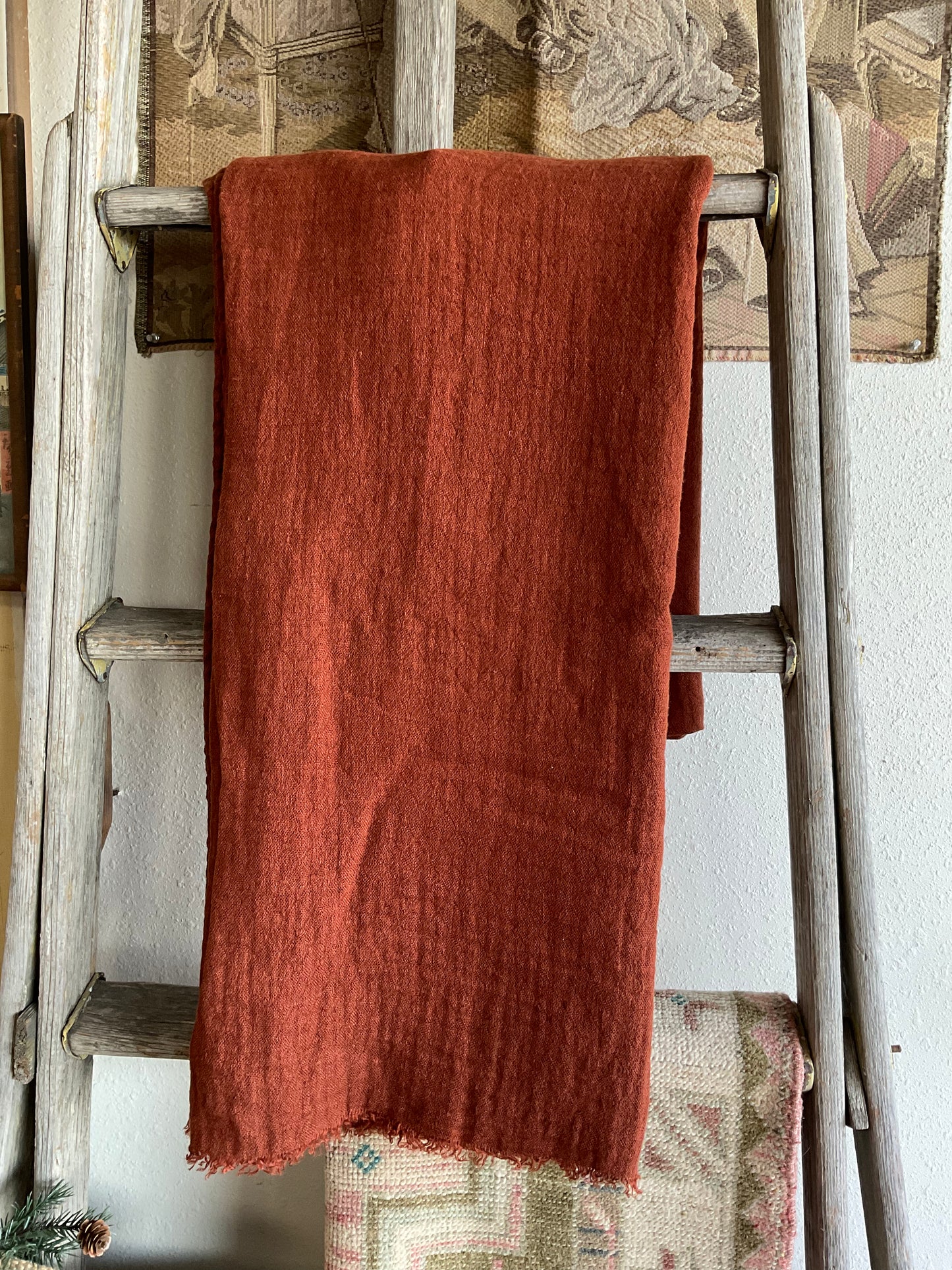 Crushed Linen Tasselled Throw Blanket