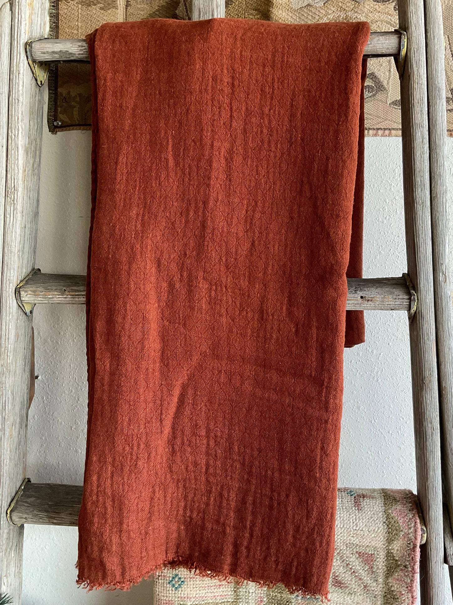 Crushed Linen Tasselled Throw Blanket