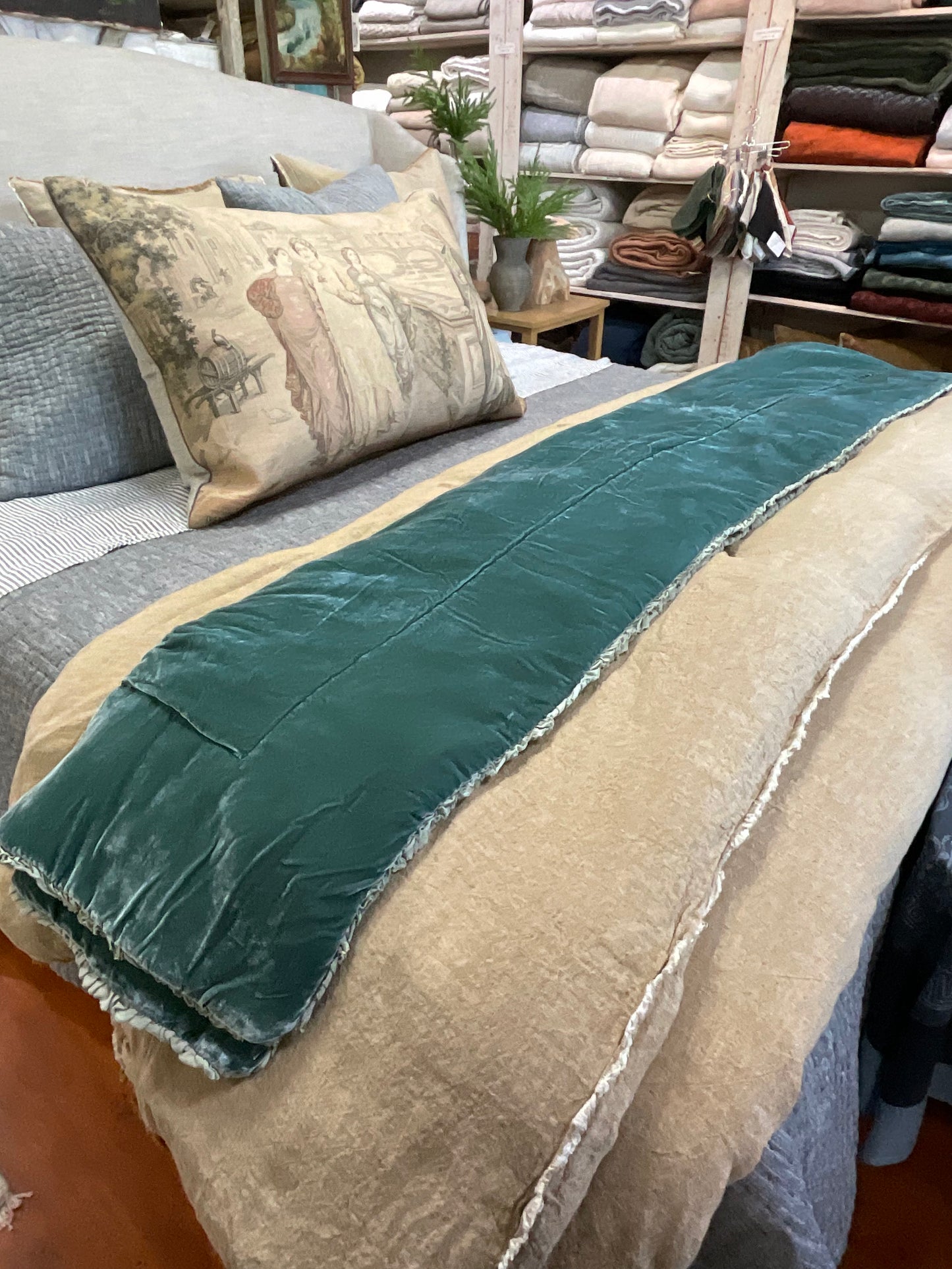 Carmen Bed End Blanket