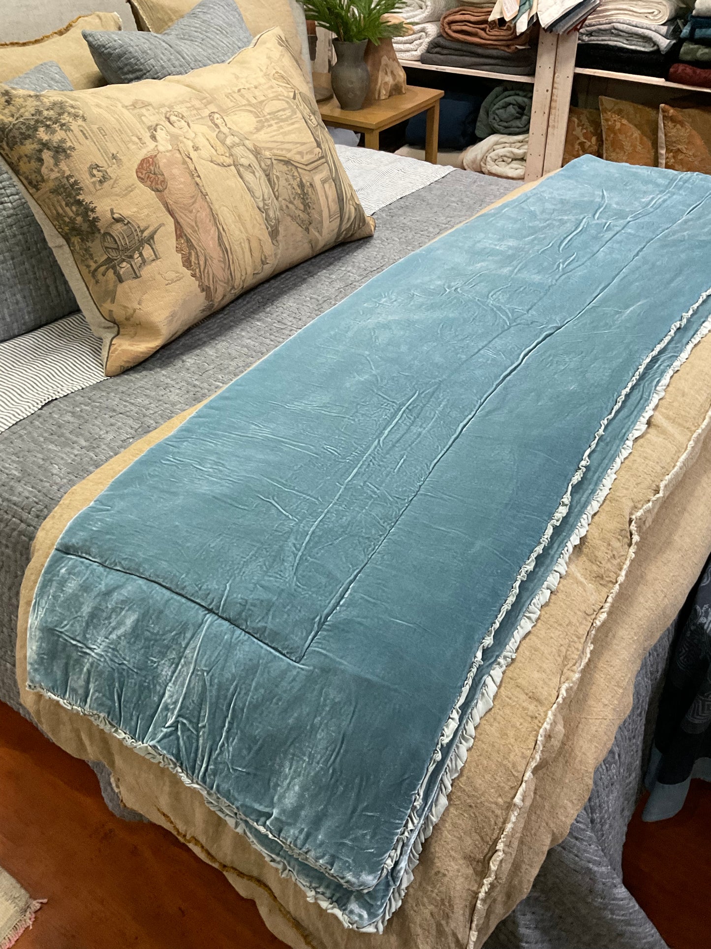 Carmen Bed End Blanket