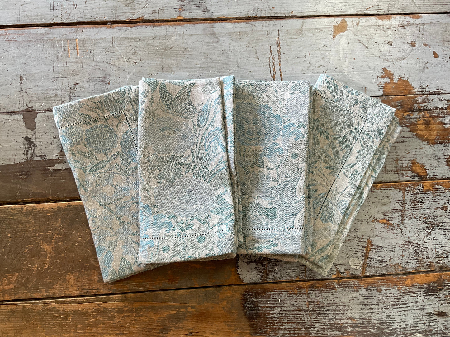Leitner Primavera Napkin - Blue Springs Home