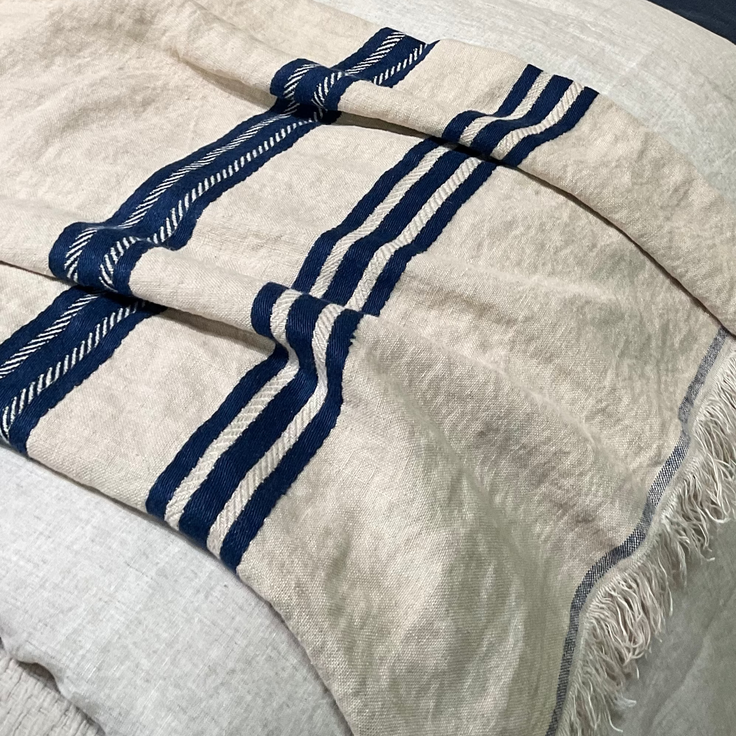 The Indigo Stripe Piece de lin - Blue Springs Home