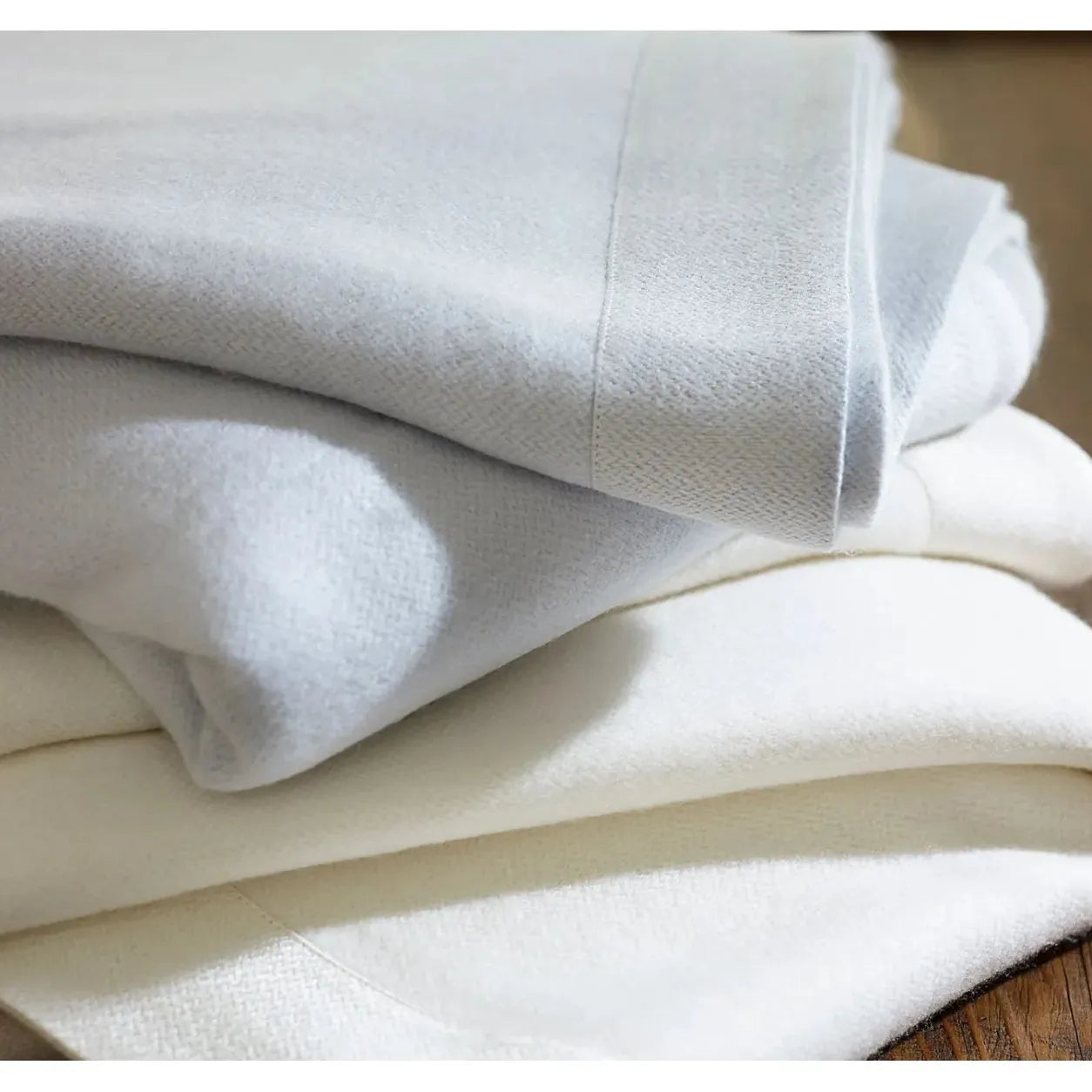 Legna Blanket - Blue Springs Home