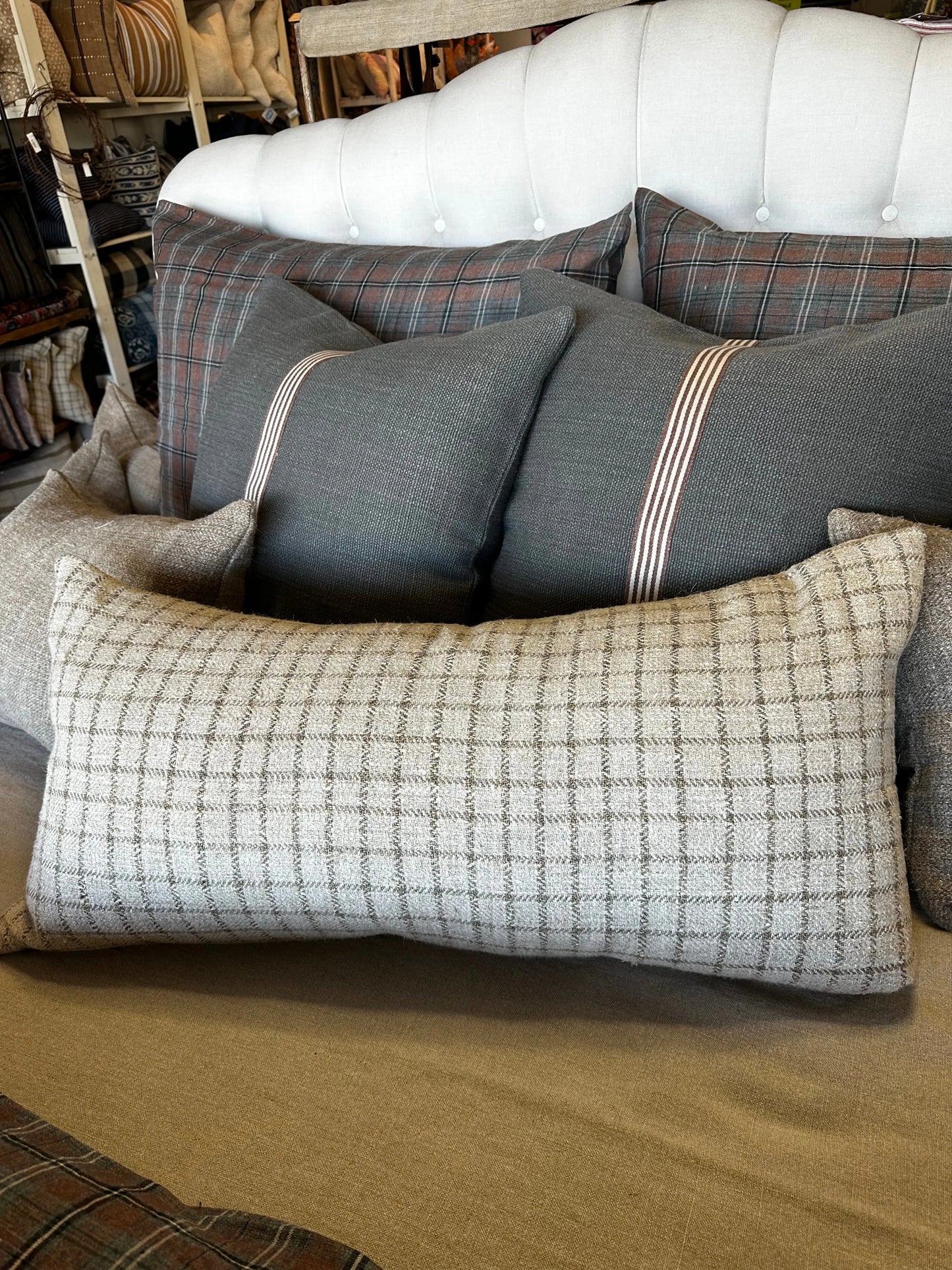 Lt Brown Mid Check Bolster 17x36