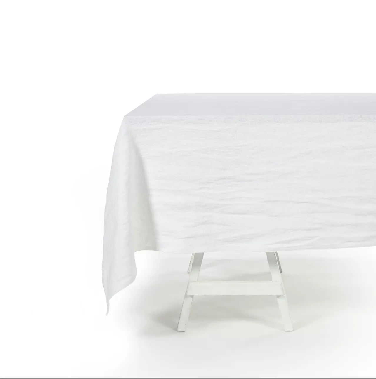 Hudson Tablecloth 65x108