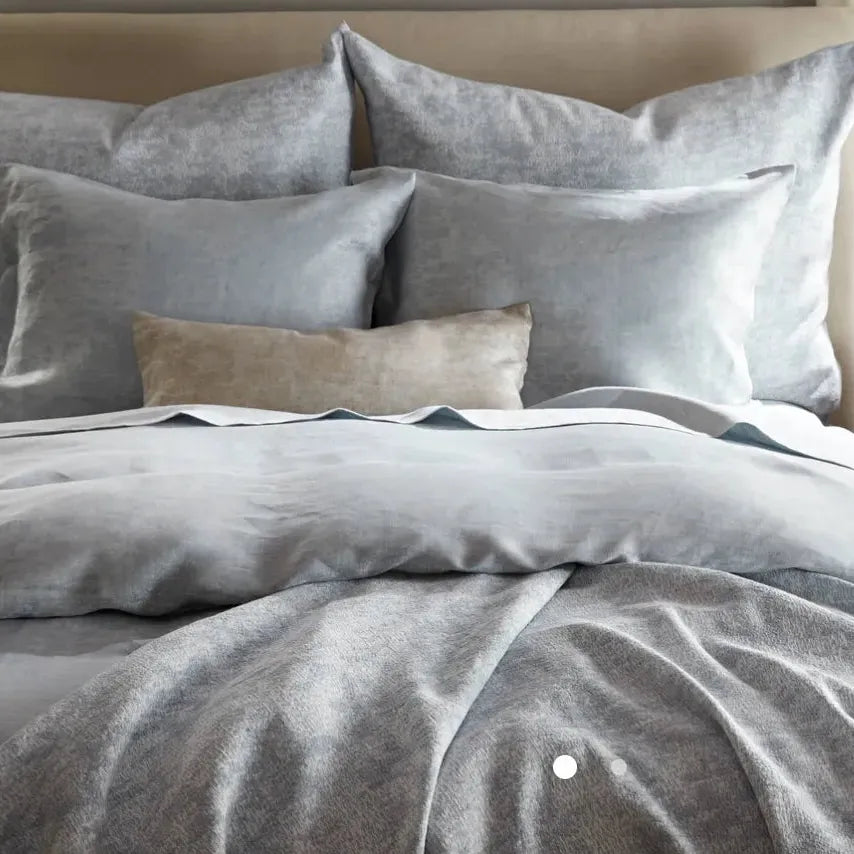 Bellini 8229 Coverlet QU - Blue Springs Home