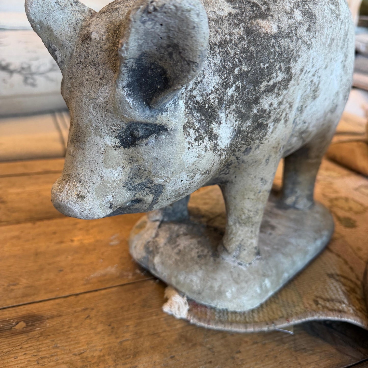 Vintage Garden Concrete Pig