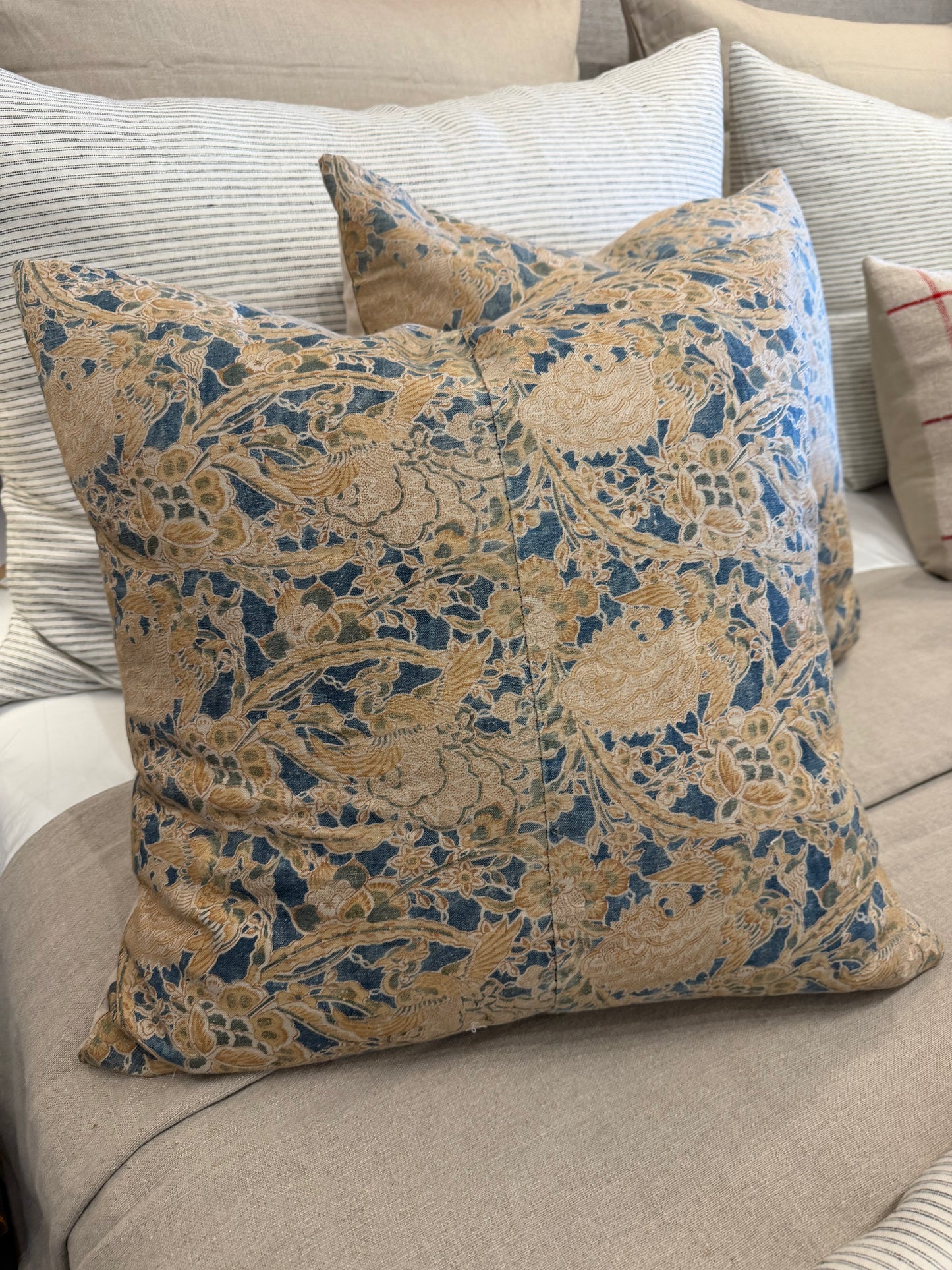 Antique Japanese Chintz Lt Blue/Cream Cranes 22x22