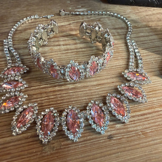 Vintage Weiss necklace and bracelet rhinestone pink - Blue Springs Home