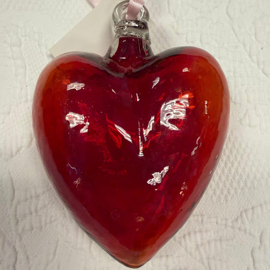 Blown glass red heart - Blue Springs Home
