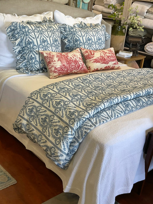 Victoria Toile Duvet Cover